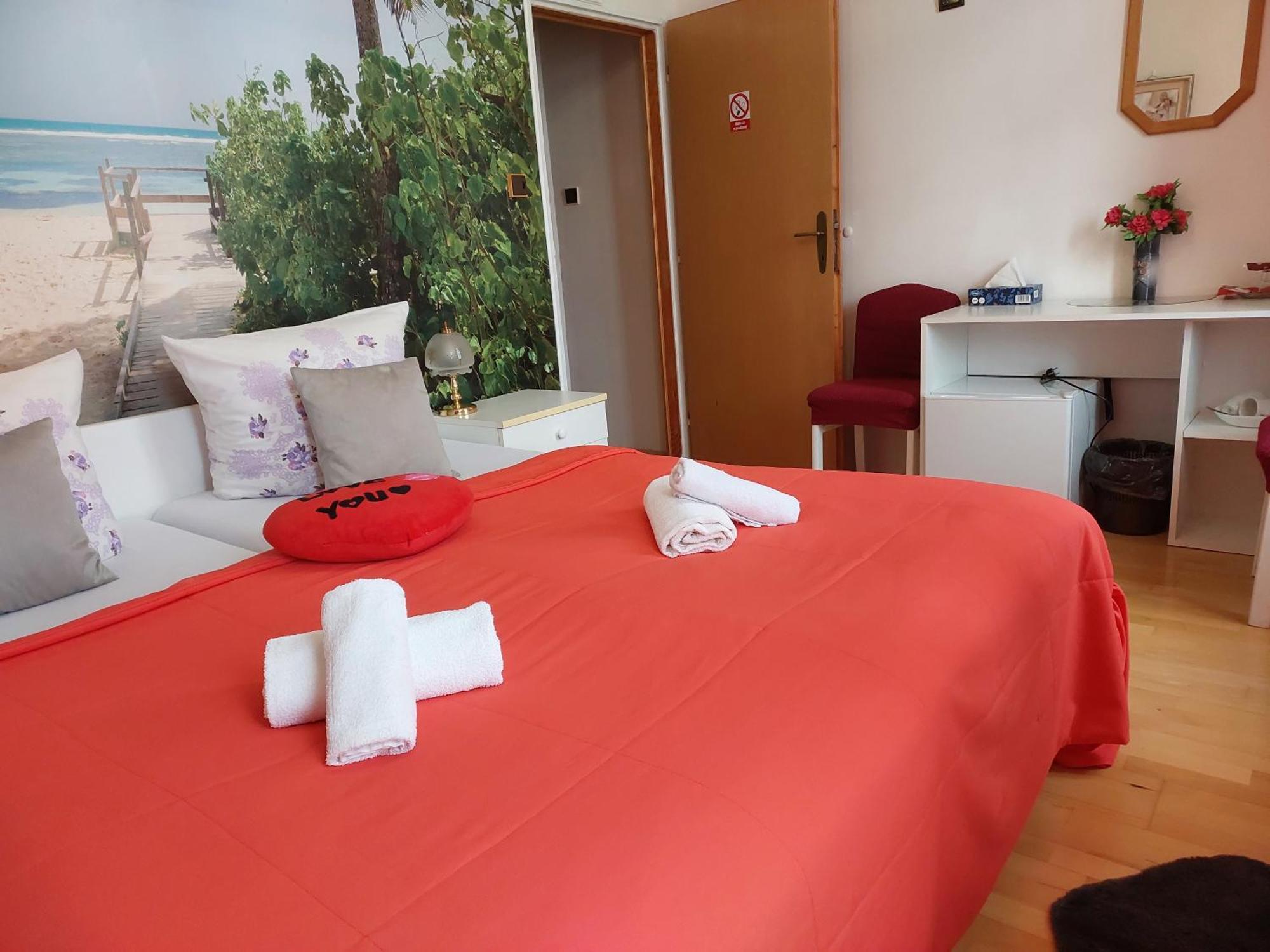 Hotel Asila Карлови Вари Екстериор снимка
