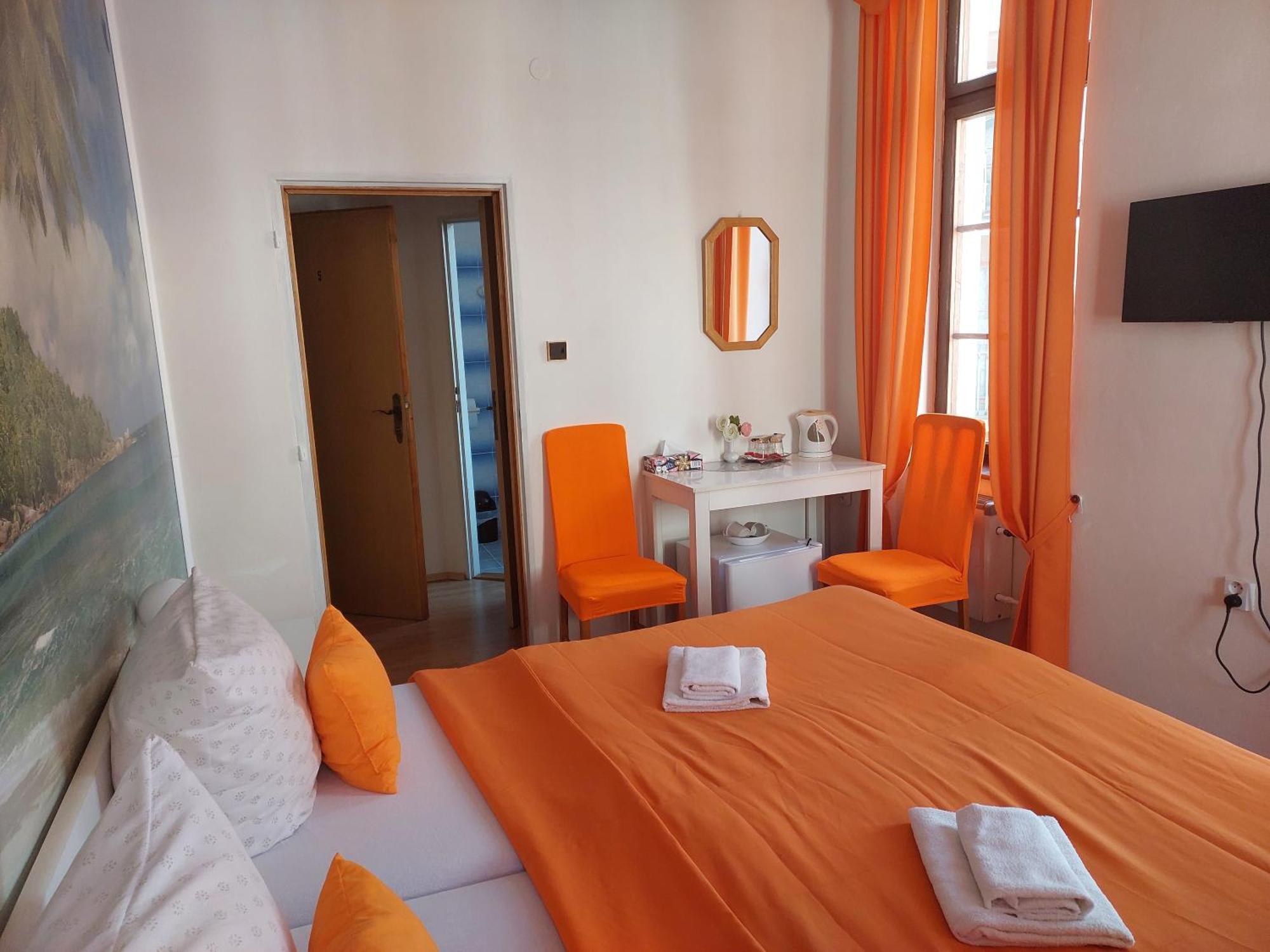 Hotel Asila Карлови Вари Екстериор снимка