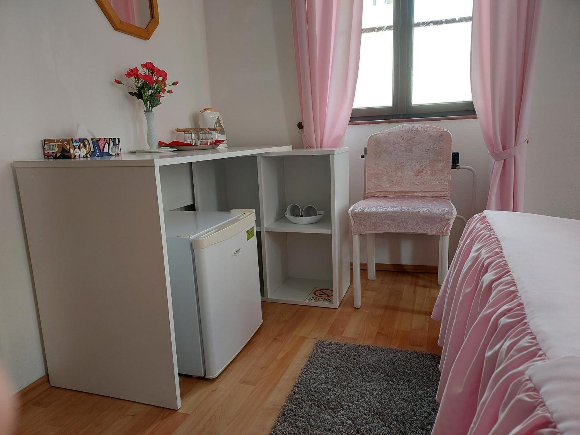 Hotel Asila Карлови Вари Екстериор снимка